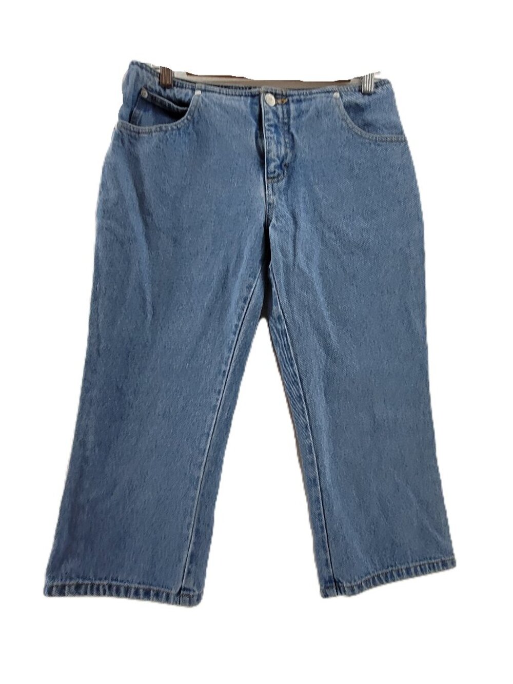 No Boundaries Jean Capri Juniors 7 Blue Light Wash Vintage Denim Eyelets